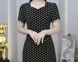 波點印花連衣裙